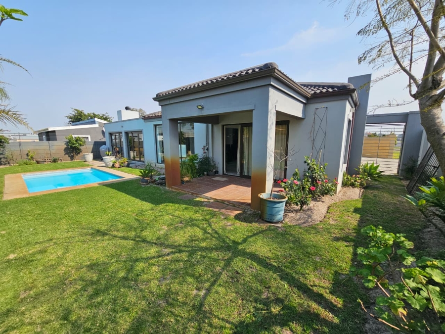 3 Bedroom Property for Sale in Turtle Creek Western Cape